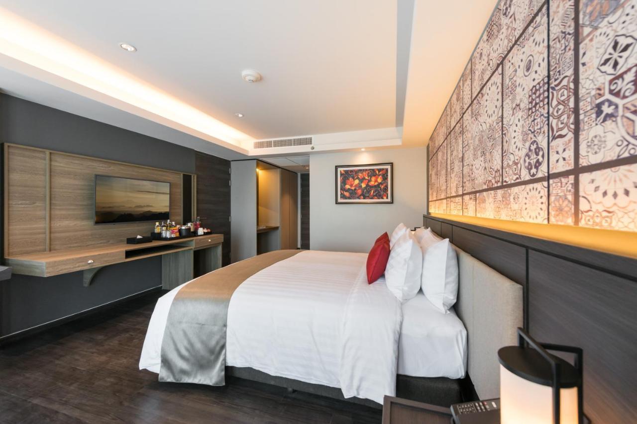 โรงแรม รามาดา พลาซา บาย วินด์แฮม เจ้าฟ้า Phuket