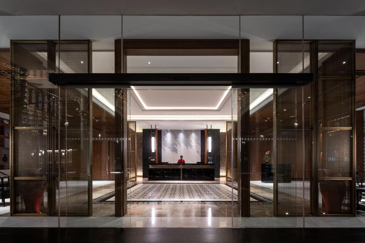 Ramada Plaza By Wyndham Chao Fah Пхукет